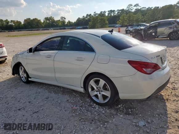 2018 Mercedes-Benz CLA 250 с VIN WDDSJ4EB0JN616329, выставлен на аукционе Copart как лот 71370525 с пробегом 99 270 миль миль и Списание • Salvage title. История ставок и продаж доступна на DreamBid. Изображение 2.