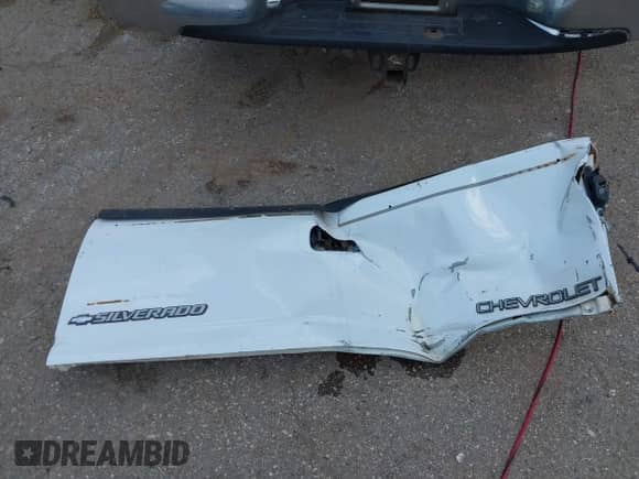 2001 Chevrolet Silverado 2500 с VIN 1GCGK29U51Z320275, выставлен на аукционе IAAI как лот 42702939 с пробегом 239 896 миль миль и . История ставок и продаж доступна на DreamBid. Изображение 12.