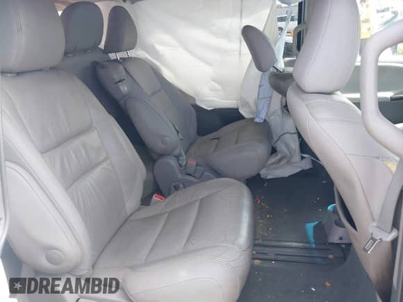 2015 Toyota Sienna XLE with VIN 5TDYK3DC3FS609947, listed as a IAAI auction lot 42097199 with Not provided miles and . Bid and sale history available at DreamBid. Image 8.