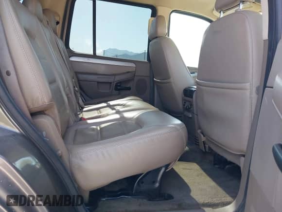 2003 Ford Explorer XLT with VIN 1FMZU63K53ZB59359, listed as a IAAI auction lot 42452231 with 168,902 mi miles and . Bid and sale history available at DreamBid. Image 8.