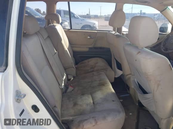 2007 Toyota Highlander z VIN JTEGP21A570138619, wystawiony jako IAAI lot #43497622 z przebiegiem Nie podano mil oraz . Historia ofert i sprzedaży dostępna na DreamBid. Obrazek 8.