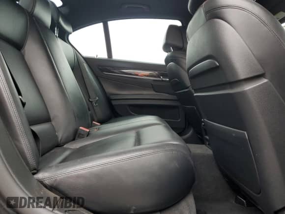 2013 BMW 7 Series 750i с VIN WBAYA8C56DC996783, выставлен на аукционе Copart как лот 55785495 с пробегом 92 048 миль миль и Списание • Salvage title. История ставок и продаж доступна на DreamBid. Изображение 10.