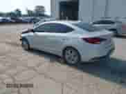 2019 Hyundai Elantra Value Edition с VIN 5NPD84LF5KH464523, выставлен на аукционе IAAI как лот 42814701 с пробегом 43 167 миль миль и . История ставок и продаж доступна на DreamBid. Изображение 3.