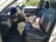 2012 Hyundai Santa Fe Limited с VIN 5XYZKDAG3CG121026, выставлен на аукционе Copart как лот 81670425 с пробегом 298 334 миль миль и Чистый • Clean title. История ставок и продаж доступна на DreamBid. Изображение 7.