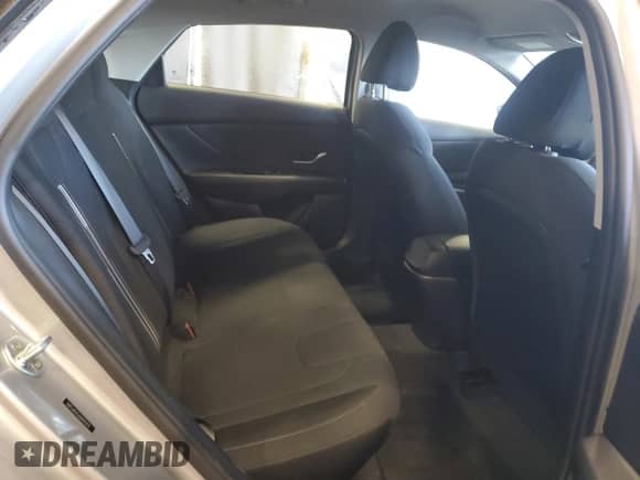 2021 Hyundai Elantra SEL с VIN 5NPLM4AG6MH011470, выставлен на аукционе Copart как лот 85168145 с пробегом 16 933 миль миль и Списание • Salvage title. История ставок и продаж доступна на DreamBid. Изображение 10.