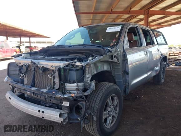 2017 Toyota Tundra Platinum с VIN 5TFAW5F17HX611632, выставлен на аукционе IAAI как лот 43464674 с пробегом 178 328 миль миль и . История ставок и продаж доступна на DreamBid. Изображение 20.