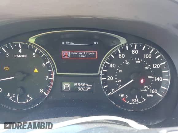 2014 Nissan Pathfinder SL with VIN 5N1AR2MN6EC635611, listed as a IAAI auction lot 42763830 with 155,584 mi miles and . Bid and sale history available at DreamBid. Image 7.