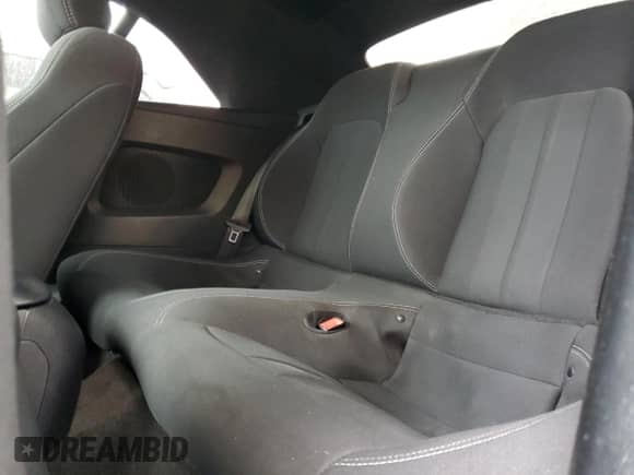 2018 Ford Mustang EcoBoost Premium с VIN 1FATP8UH9J5164395, выставлен на аукционе Copart как лот 86144655 с пробегом 126 290 миль миль и Списание • Salvage title. История ставок и продаж доступна на DreamBid. Изображение 10.