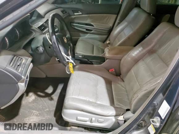 2009 Honda Accord EX-L with VIN 1HGCP36839A014166, listed as a Copart auction lot 82158365 with 293,185 mi miles and Salvage title. Bid and sale history available at DreamBid. Image 7.