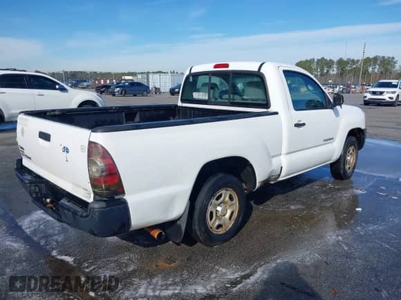 2010 Toyota Tacoma with VIN 5TENX4CN8AZ678464, listed as a IAAI auction lot 41552440 with 262,004 mi miles and . Bid and sale history available at DreamBid. Image 4.