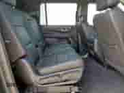 2022 Chevrolet Suburban LT z VIN 1GNSCCKD8NR263851, wystawiony jako Copart lot #63003215 z przebiegiem 67 415 mil mil oraz Szkoda całkowita • Salvage title. Historia ofert i sprzedaży dostępna na DreamBid. Obrazek 11.