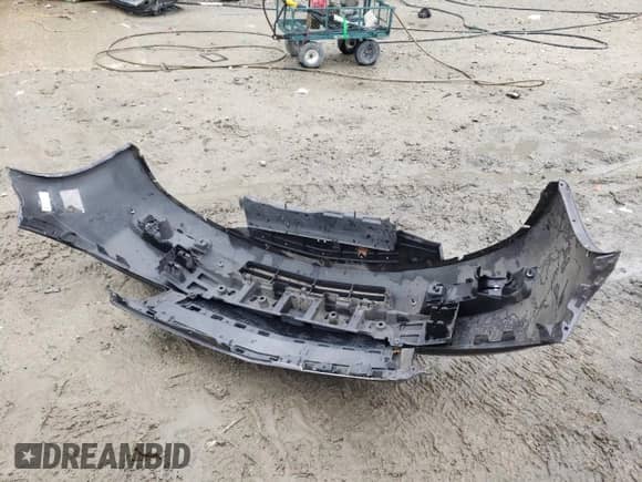 2011 Chevrolet Malibu 1LT with VIN 1G1ZC5E13BF239824, listed as a Copart auction lot 81079665 with 173,417 mi miles and Salvage title. Bid and sale history available at DreamBid. Image 12.