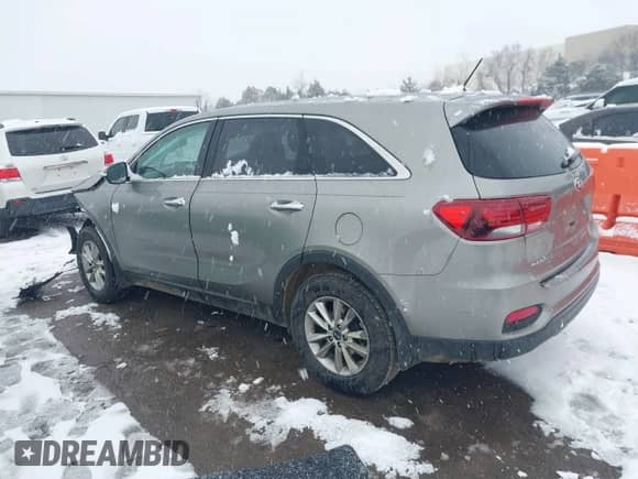 2019 Kia Sorento LX with VIN 5XYPG4A38KG480344, listed as a IAAI auction lot 41254904 with 118,927 mi miles and . Bid and sale history available at DreamBid. Image 15.