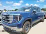 2024 GMC Sierra 1500 SLE with VIN 1GTPUBEK0RZ270718, listed as a IAAI auction lot 42613697 with 39,510 mi miles and . Bid and sale history available at DreamBid. Image 16.