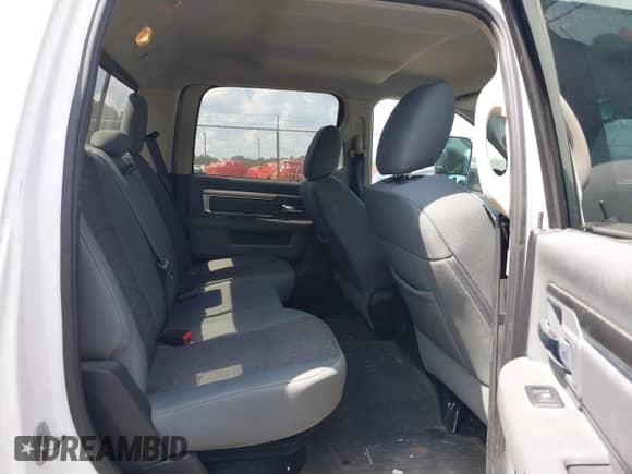 2016 Ram 1500 Lone Star z VIN 1C6RR6LT4GS241720, wystawiony jako IAAI lot #43158166 z przebiegiem 239 746 mil mil oraz . Historia ofert i sprzedaży dostępna na DreamBid. Obrazek 8.