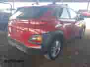 2020 Hyundai Kona SEL Plus z VIN KM8K62AA0LU538989, wystawiony jako IAAI lot #42968321 z przebiegiem 34 149 mil mil oraz . Historia ofert i sprzedaży dostępna na DreamBid. Obrazek 4.