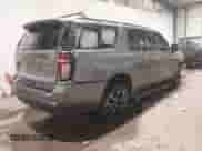2021 Chevrolet Suburban RST z VIN 1GNSKEKD8MR486467, wystawiony jako IAAI lot #41203344 z przebiegiem 71 323 mil mil oraz . Historia ofert i sprzedaży dostępna na DreamBid. Obrazek 4.