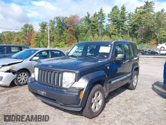 2011 Jeep Liberty Sport with VIN 1J4PN2GK7BW536702, listed as a IAAI auction lot 43309648 with 124,736 mi miles and . Bid and sale history available at DreamBid. Image 2.