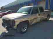 2005 GMC Sierra 1500 SLT z VIN 2GTEC13T251131726, wystawiony jako Copart lot #52334705 z przebiegiem 109 319 mil mil oraz Szkoda całkowita • Salvage title. Historia ofert i sprzedaży dostępna na DreamBid. Obrazek 1.