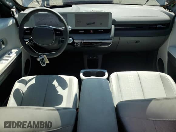 2024 Hyundai Ioniq 5 Limited с VIN KM8KRDDF0RU336916, выставлен на аукционе Copart как лот 68210515 с пробегом 5 586 миль миль и Списание • Salvage title. История ставок и продаж доступна на DreamBid. Изображение 8.