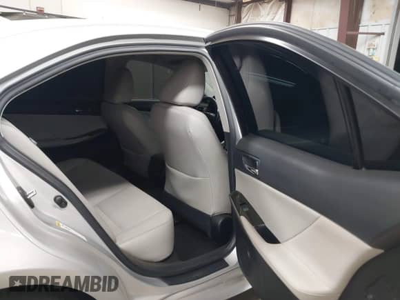 2016 Lexus IS 200t with VIN JTHBA1D21G5023791, listed as a IAAI auction lot 43034478 with 61,741 mi miles and . Bid and sale history available at DreamBid. Image 8.