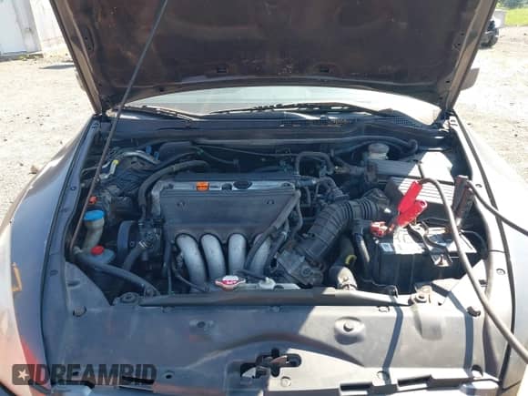 2006 Honda Accord EX-L с VIN 1HGCM72676A003333, выставлен на аукционе IAAI как лот 42591863 с пробегом 230 224 миль миль и . История ставок и продаж доступна на DreamBid. Изображение 10.