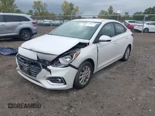 2019 Hyundai Accent SE z VIN 3KPC24A3XKE071031, wystawiony jako IAAI lot #43280529 z przebiegiem 31 592 mil mil oraz . Historia ofert i sprzedaży dostępna na DreamBid. Obrazek 2.