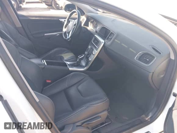 2018 Volvo S60 Dynamic с VIN YV126MFL6J2456360, выставлен на аукционе IAAI как лот 43182760 с пробегом 74 386 миль миль и . История ставок и продаж доступна на DreamBid. Изображение 5.