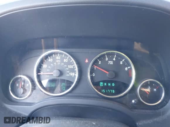 2012 Jeep Compass Limited с VIN 1C4NJCCB2CD605510, выставлен на аукционе IAAI как лот 41817614 с пробегом 151 779 миль миль и . История ставок и продаж доступна на DreamBid. Изображение 7.