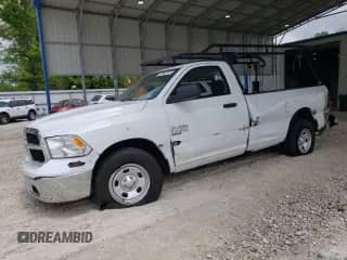 2023 Ram 1500 Tradesman z VIN 3C6JR6DGXPG640041, wystawiony jako Copart lot #56093325 z przebiegiem 25 785 mil mil oraz Szkoda całkowita • Salvage title. Historia ofert i sprzedaży dostępna na DreamBid. Obrazek 1.