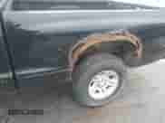 2001 Dodge Dakota Sport z VIN 1B7GG22N81S212519, wystawiony jako IAAI lot #43557080 z przebiegiem 150 028 mil mil oraz . Historia ofert i sprzedaży dostępna na DreamBid. Obrazek 6.