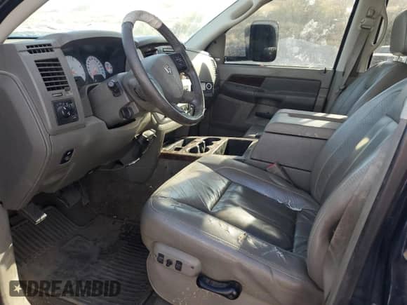 2008 Dodge 3500 Laramie z VIN 3D7MX48A28G137083, wystawiony jako Copart lot #75684714 z przebiegiem 268 808 mil mil oraz Szkoda całkowita • Salvage title. Historia ofert i sprzedaży dostępna na DreamBid. Obrazek 7.