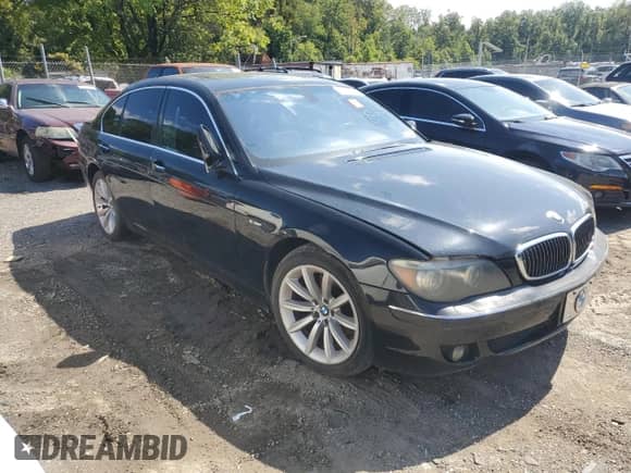 2008 BMW 7 Series 750i with VIN WBAHL83508DT12739, listed as a Copart auction lot 71648985 with 174,441 mi miles and Salvage title. Bid and sale history available at DreamBid. Image 4.