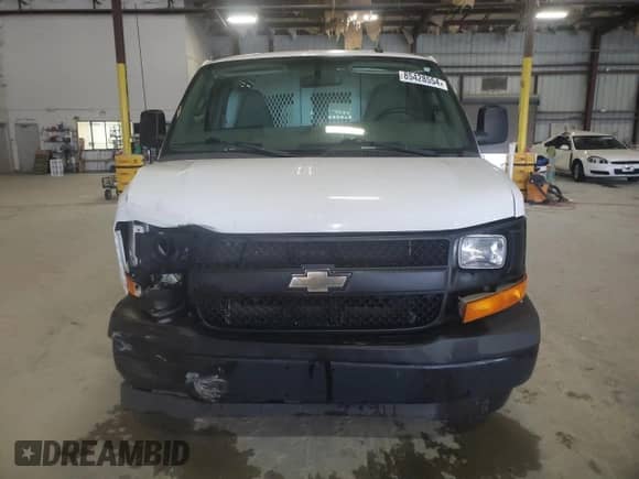 2017 Chevrolet Express Cargo с VIN 1GCZGHFG0H1308006, выставлен на аукционе Copart как лот 85428554 с пробегом 57 288 миль миль и Списание • Salvage title. История ставок и продаж доступна на DreamBid. Изображение 5.