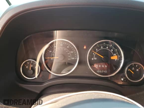 2015 Jeep Compass High Altitude with VIN 1C4NJCEA0FD178823, listed as a Copart auction lot 57904775 with 106,240 mi miles and Salvage title. Bid and sale history available at DreamBid. Image 9.