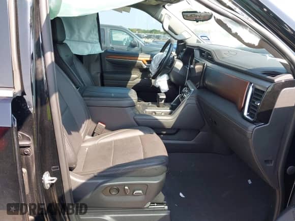 2023 GMC Sierra 1500 Denali с VIN 3GTUUGED0PG189331, выставлен на аукционе IAAI как лот 43173074 с пробегом 33 857 миль миль и . История ставок и продаж доступна на DreamBid. Изображение 5.