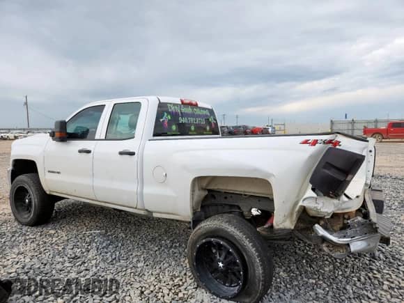 2015 Chevrolet Silverado 2500HD Work Truck z VIN 1GC2KUE88FZ516460, wystawiony jako Copart lot #62709705 z przebiegiem Nie podano mil oraz Szkoda całkowita • Salvage title. Historia ofert i sprzedaży dostępna na DreamBid. Obrazek 2.