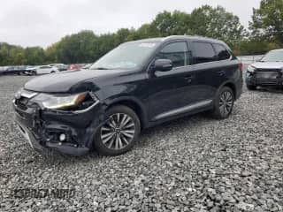2020 Mitsubishi Outlander ES z VIN JA4AZ3A34LJ001181, wystawiony jako Copart lot #83772815 z przebiegiem 130 934 mil mil oraz Szkoda całkowita • Salvage title. Historia ofert i sprzedaży dostępna na DreamBid. Obrazek 1.