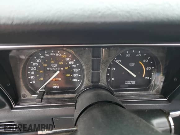 1982 Chevrolet Corvette с VIN 1G1AY8785C5104992, выставлен на аукционе Copart как лот 66726074 с пробегом 3 048 миль миль и Списание • Salvage title. История ставок и продаж доступна на DreamBid. Изображение 9.