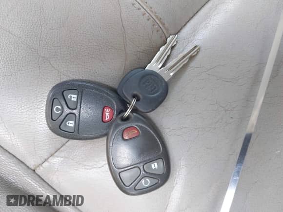2008 Chevrolet Silverado 1500 LTZ with VIN 2GCEK13J081333454, listed as a IAAI auction lot 42399788 with 230,198 mi miles and . Bid and sale history available at DreamBid. Image 11.