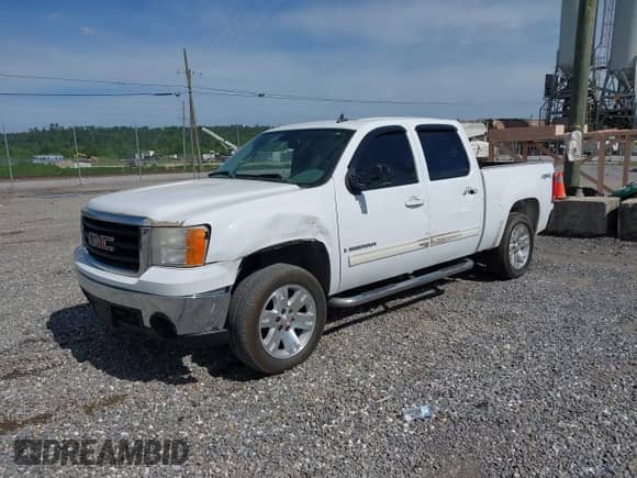 2007 GMC Sierra 1500 SLE1 z VIN 2GTEK13M271555096, wystawiony jako IAAI lot #42321434 z przebiegiem 221 352 mil mil oraz . Historia ofert i sprzedaży dostępna na DreamBid. Obrazek 2.
