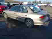 1997 Chevrolet Cavalier z VIN 1G1JC5246V7163445, wystawiony jako IAAI lot #41648231 z przebiegiem 147 865 mil mil oraz . Historia ofert i sprzedaży dostępna na DreamBid. Obrazek 3.