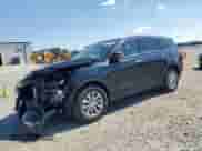 2018 Kia Sorento LX z VIN 5XYPG4A38JG396068, wystawiony jako Copart lot #70809795 z przebiegiem 88 765 mil mil oraz Szkoda całkowita • Salvage title. Historia ofert i sprzedaży dostępna na DreamBid. Obrazek 1.