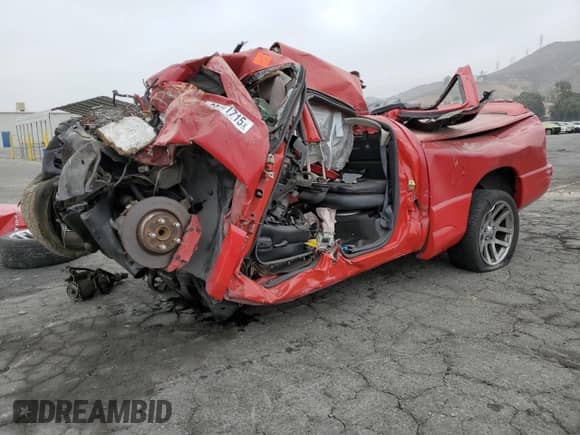 2005 Dodge Ram z VIN 3D3HA18H75G843302, wystawiony jako Copart lot #69141715 z przebiegiem Nie podano mil oraz Nie do naprawy • Non repairable. Historia ofert i sprzedaży dostępna na DreamBid. Obrazek 1.