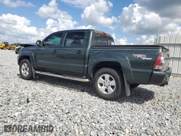 2010 Toyota Tacoma PreRunner z VIN 5TEJU4GN7AZ708023, wystawiony jako Copart lot #84866105 z przebiegiem 195 283 mil mil oraz Szkoda całkowita • Salvage title. Historia ofert i sprzedaży dostępna na DreamBid. Obrazek 2.