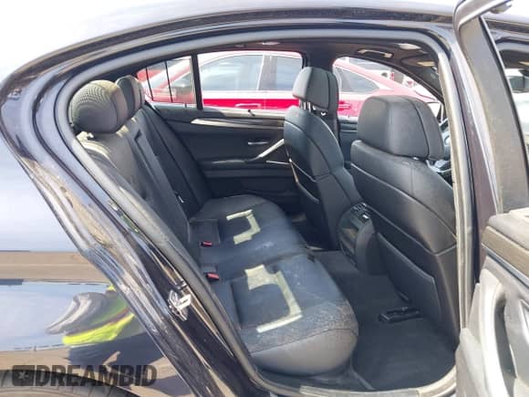 2011 BMW 5 Series 535i z VIN WBAFR7C56BC806214, wystawiony jako IAAI lot #42725385 z przebiegiem 118 947 mil mil oraz . Historia ofert i sprzedaży dostępna na DreamBid. Obrazek 8.