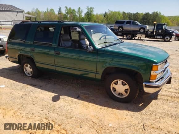1999 Chevrolet Tahoe с VIN 1GNEC13R3XJ382890, выставлен на аукционе Copart как лот 53373665 с пробегом 204 962 миль миль и Чистый • Clean title. История ставок и продаж доступна на DreamBid. Изображение 4.