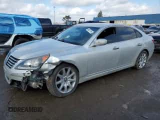 2013 Hyundai Equus Signature с VIN KMHGH4JH8DU058788, выставлен на аукционе Copart как лот 46627145 с пробегом 80 753 миль миль и Списание • Salvage title. История ставок и продаж доступна на DreamBid. Изображение 1.