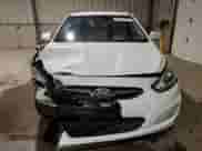2012 Hyundai Accent SE z VIN KMHCU5AE6CU054999, wystawiony jako Copart lot #81822645 z przebiegiem 95 131 mil mil oraz Szkoda całkowita • Salvage title. Historia ofert i sprzedaży dostępna na DreamBid. Obrazek 5.