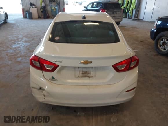 2019 Chevrolet Cruze LS с VIN 1G1BC5SM3K7125638, выставлен на аукционе IAAI как лот 43324933 с пробегом 175 189 миль миль и . История ставок и продаж доступна на DreamBid. Изображение 16.